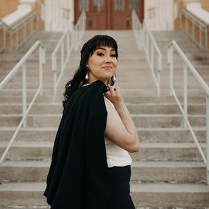 Meet your Posher, April